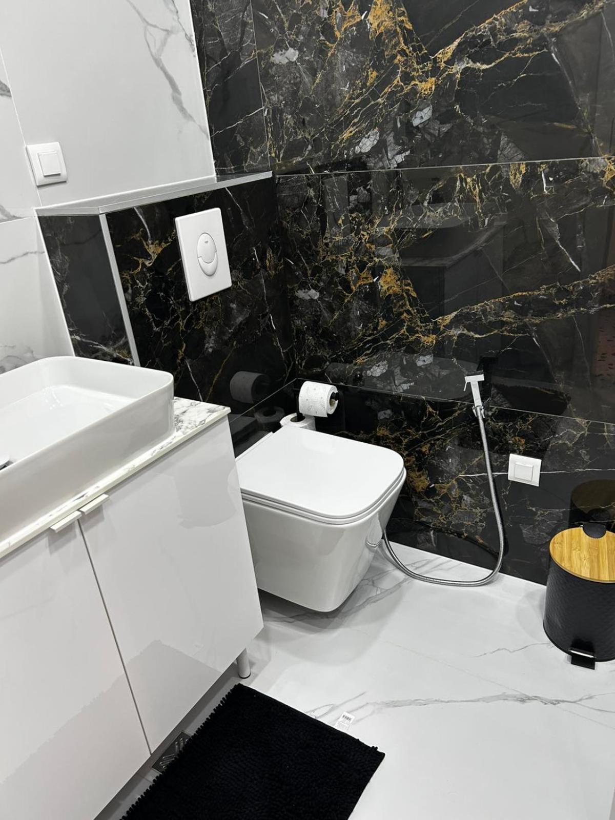 Luxury Astelliora- Bascarsija Old Town Apartment
